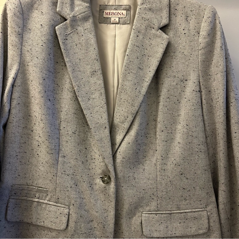 Gray Blazer - Picture 2 of 5